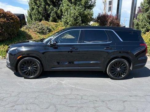 Used 2025 Hyundai Palisade Calligraphy AWD/4WD image 3