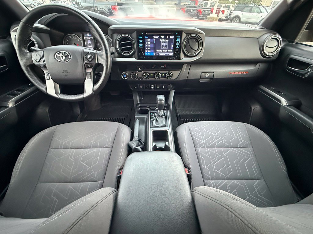 Used 2018 Toyota Tacoma TRD Sport w/ Technology Package AWD/4WD image 20