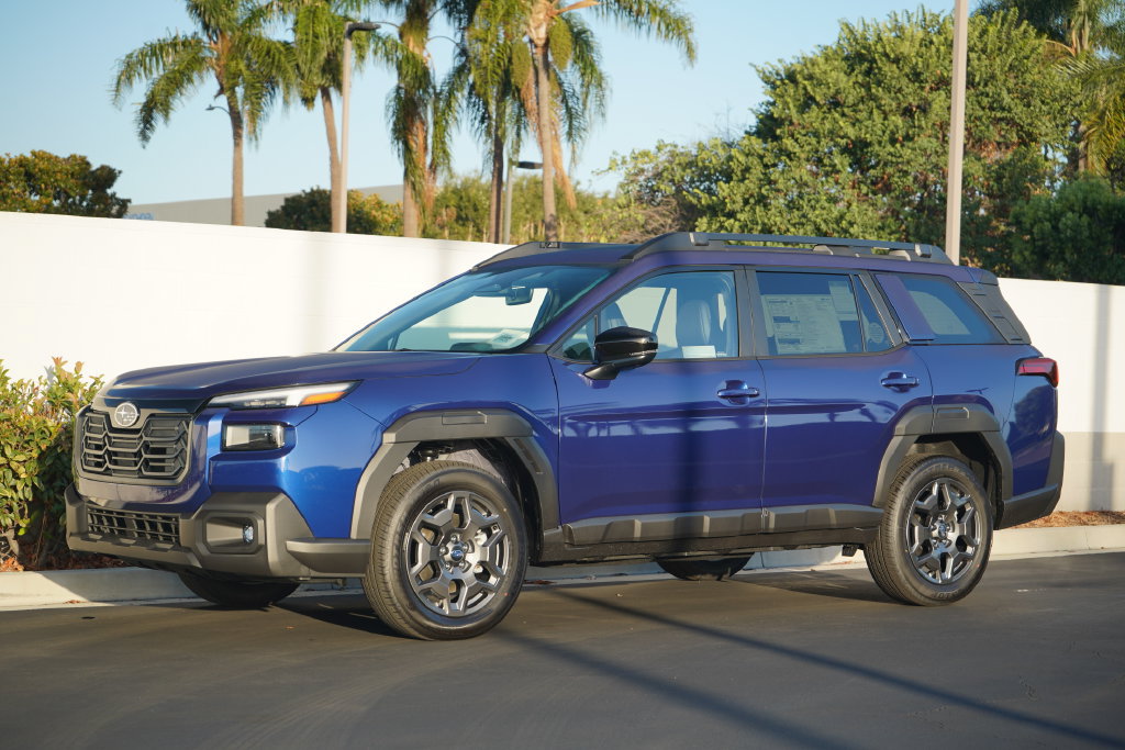 New 2026 Subaru Outback Premium AWD/4WD image 1