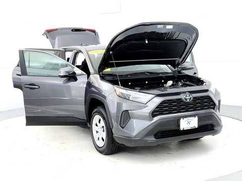 Certified 2025 Toyota RAV4 LE FWD image 9