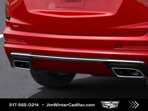 New 2025 Cadillac XT6 Luxury image 14
