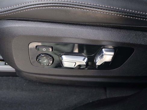 Used 2023 BMW X5 sDrive40i w/ Executive Package image 38