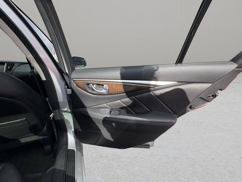 Used 2018 INFINITI Q50 Luxe w/ Essential Package (3.0T Luxe) image 47