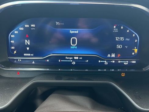 Used 2024 Chevrolet Suburban LT image 29