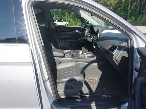 Used 2018 Audi Q5 2.0T Premium Plus w/ Premium Plus Package AWD/4WD image 16
