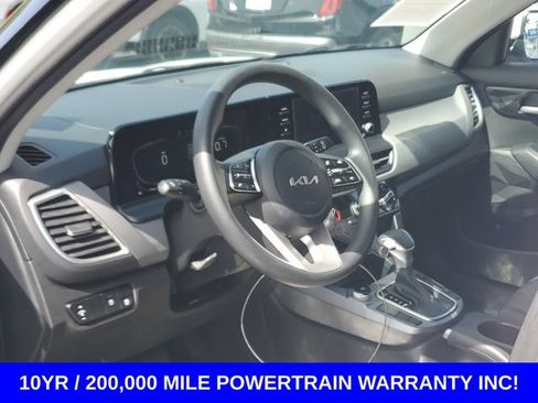 Used 2024 Kia Seltos LX AWD/4WD image 8