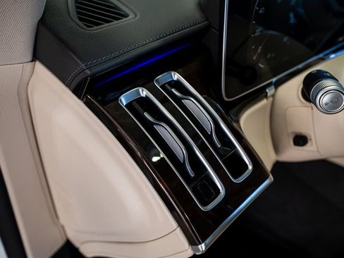 Used 2024 Mercedes-Benz S 580 4MATIC Sedan image 39