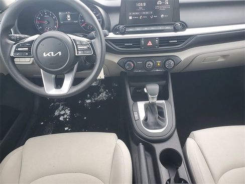 Certified 2023 Kia Forte LXS w/ LXS Technology Package image 9