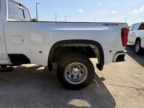 New 2026 Chevrolet Silverado 3500 LT w/ All Star Edition AWD/4WD image 3