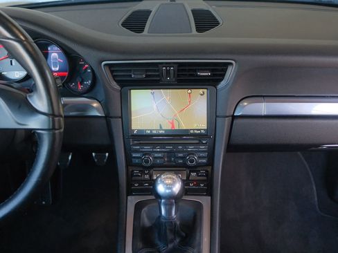 Used 2014 Porsche 911 Carrera 4S image 17