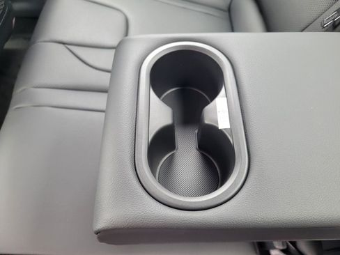 New 2026 Hyundai Elantra Limited FWD image 33