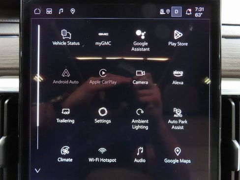 Used 2025 GMC Acadia Denali image 25