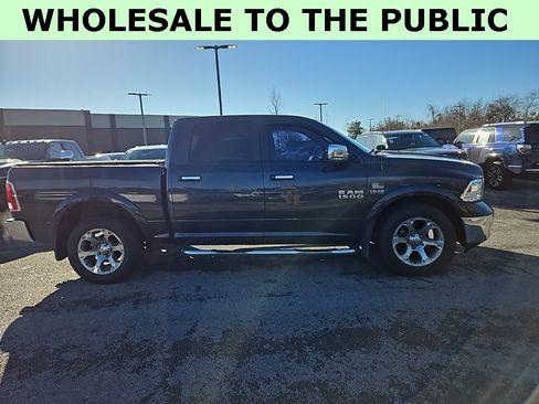 Used 2016 RAM 1500 Laramie w/ Convenience Group image 9