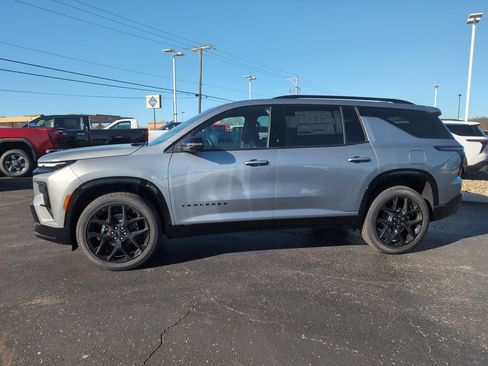 New 2026 Chevrolet Traverse RS image 4