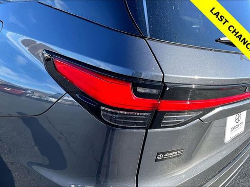 Used 2024 Lexus TX 350 350 w/ Cold Weather Package image 31