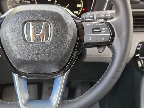 Used 2024 Honda Pilot EX-L image 22