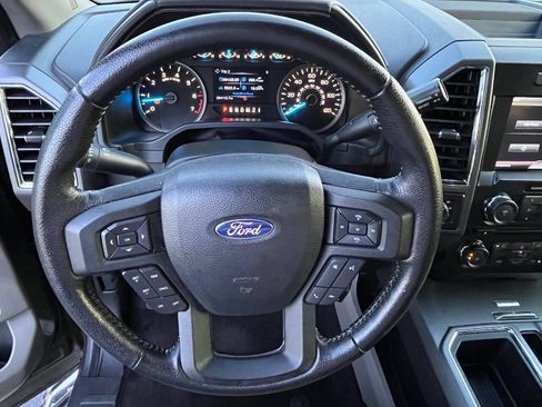 Used 2015 Ford F150 XLT w/ Equipment Group 302A Luxury AWD/4WD image 34