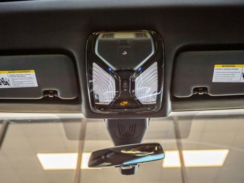 Used 2021 BMW X6 xDrive40i w/ M Sport Package image 38