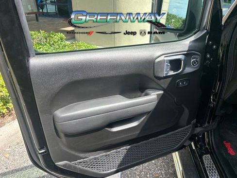 Used 2026 Jeep Wrangler Unlimited Sport AWD/4WD image 12
