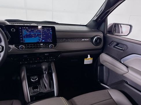 New 2026 Chevrolet Colorado ZR2 w/ Technology Package image 27