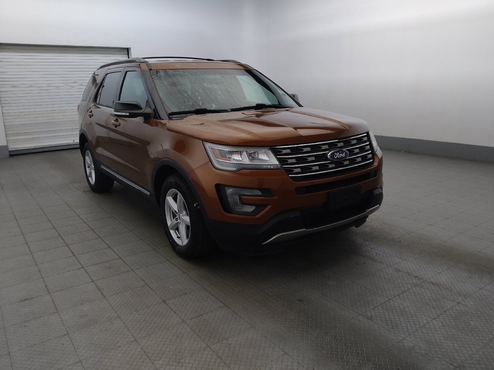 Used 2017 Ford Explorer XLT AWD/4WD image 13