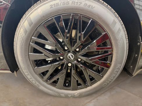 New 2026 Nissan Altima 2.5 SV FWD image 28