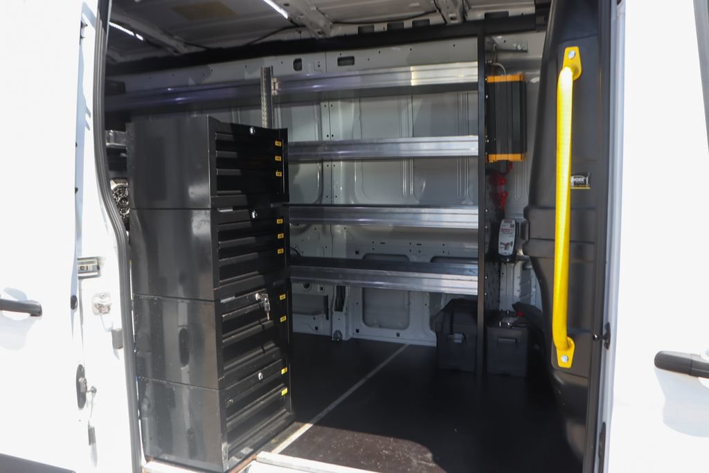Used 2022 Ford E-Transit Medium Roof RWD image 14