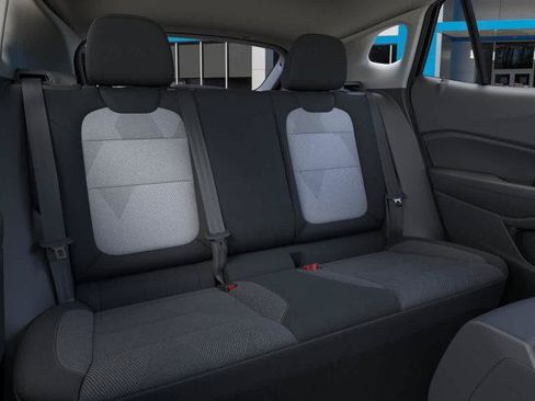 New 2026 Chevrolet Trax LS w/ LS Convenience Package FWD image 17