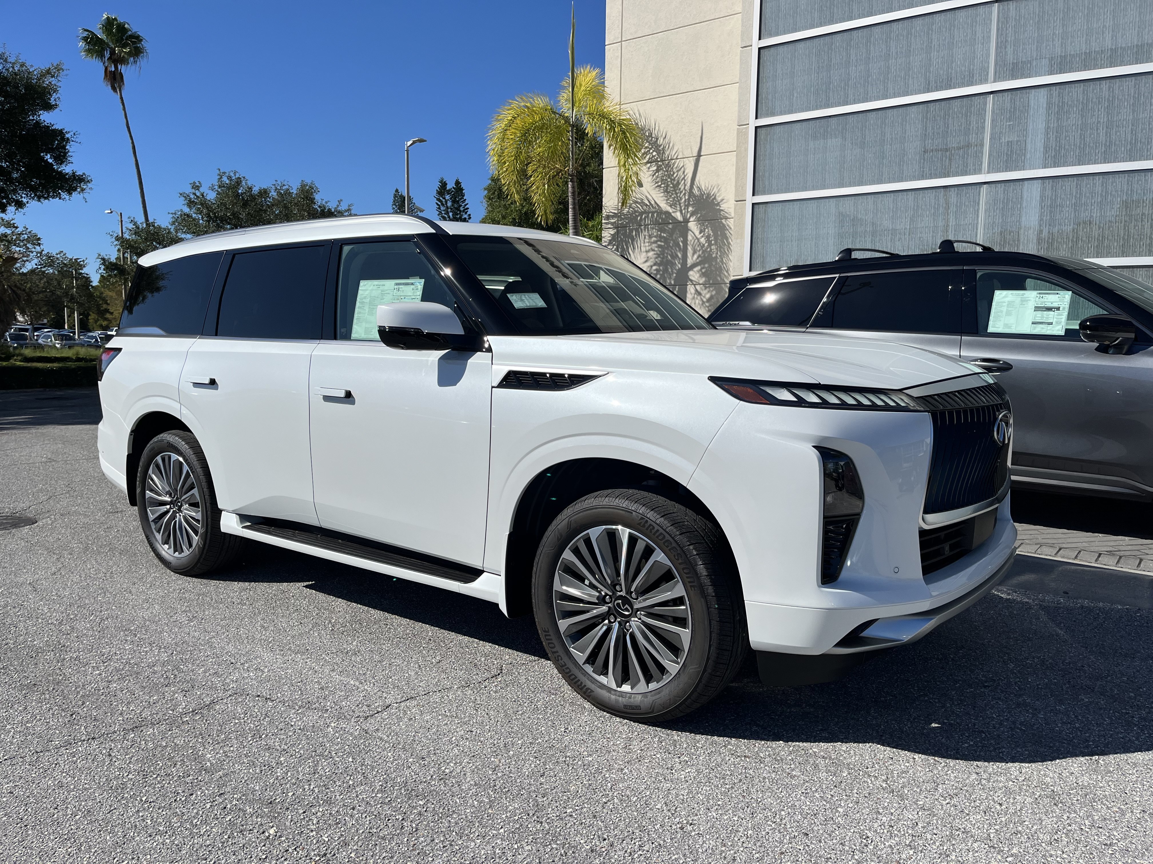 New 2027 INFINITI QX80 Luxe w/ Cargo Package RWD image 7