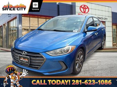 Used 2017 Hyundai Elantra Limited w/ Limited Ultimate Package 05