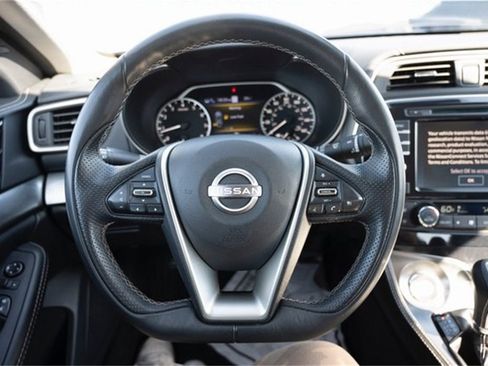Used 2023 Nissan Maxima SV w/ Floor Mat Group image 6