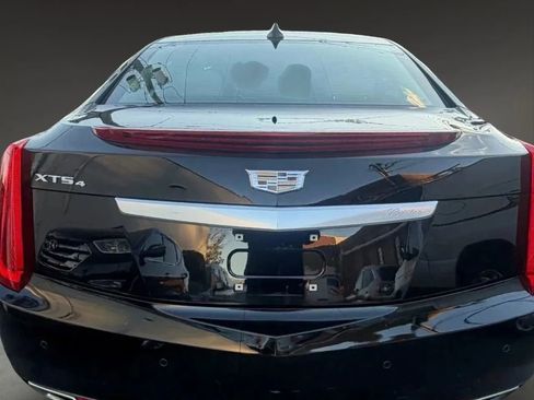 Used 2016 Cadillac XTS Luxury w/ Driver Awareness Package image 6