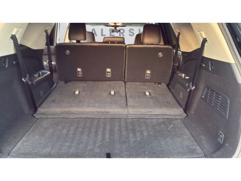 Used 2025 Nissan Pathfinder SL FWD image 30