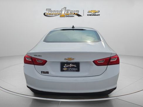Used 2017 Chevrolet Malibu LS w/ LPO, Convenience Package 1 FWD image 7