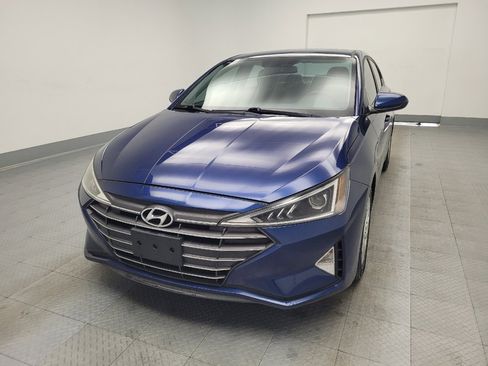 Used 2019 Hyundai Elantra SE image 15