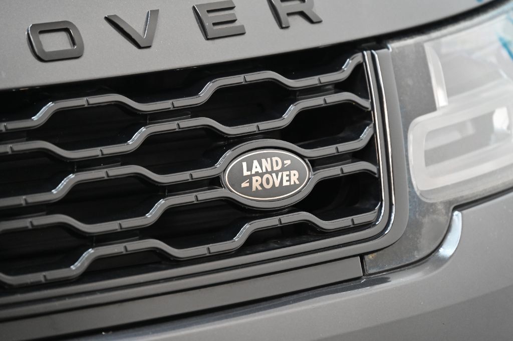 Used 2019 Land Rover Range Rover Sport Supercharged AWD/4WD image 10