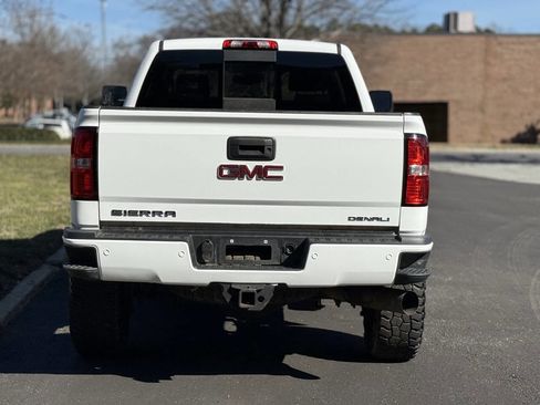 Used 2016 GMC Sierra 3500 Denali w/ Duramax Plus Package image 5