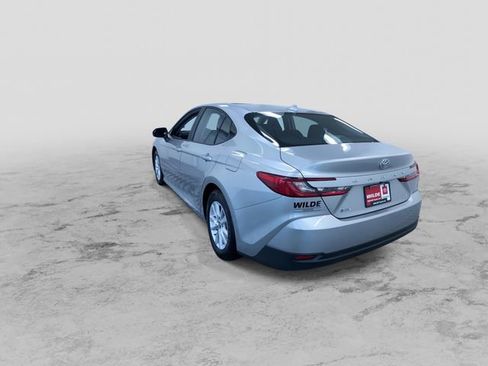 Used 2026 Toyota Camry LE FWD image 8