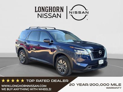 New 2025 Nissan Pathfinder SV