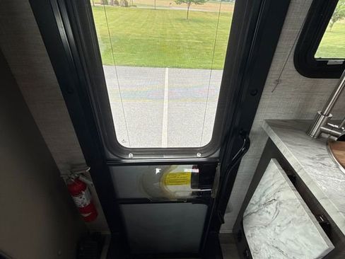 Used 2022 Mercedes-Benz Sprinter 3500 image 37