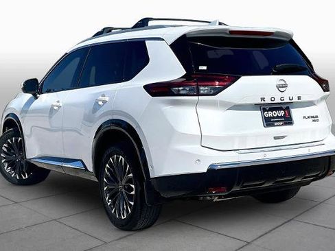 Certified 2025 Nissan Rogue Platinum AWD/4WD image 12