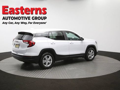 Used 2024 GMC Terrain SLE FWD image 41