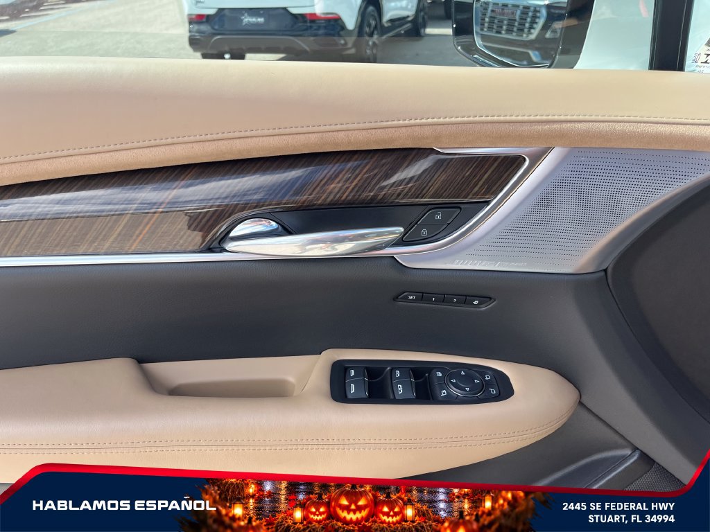 Used 2023 Cadillac XT6 Premium Luxury w/ Platinum Package AWD/4WD image 23