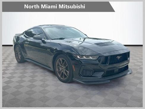 Used 2024 Ford Mustang GT Premium RWD image 1