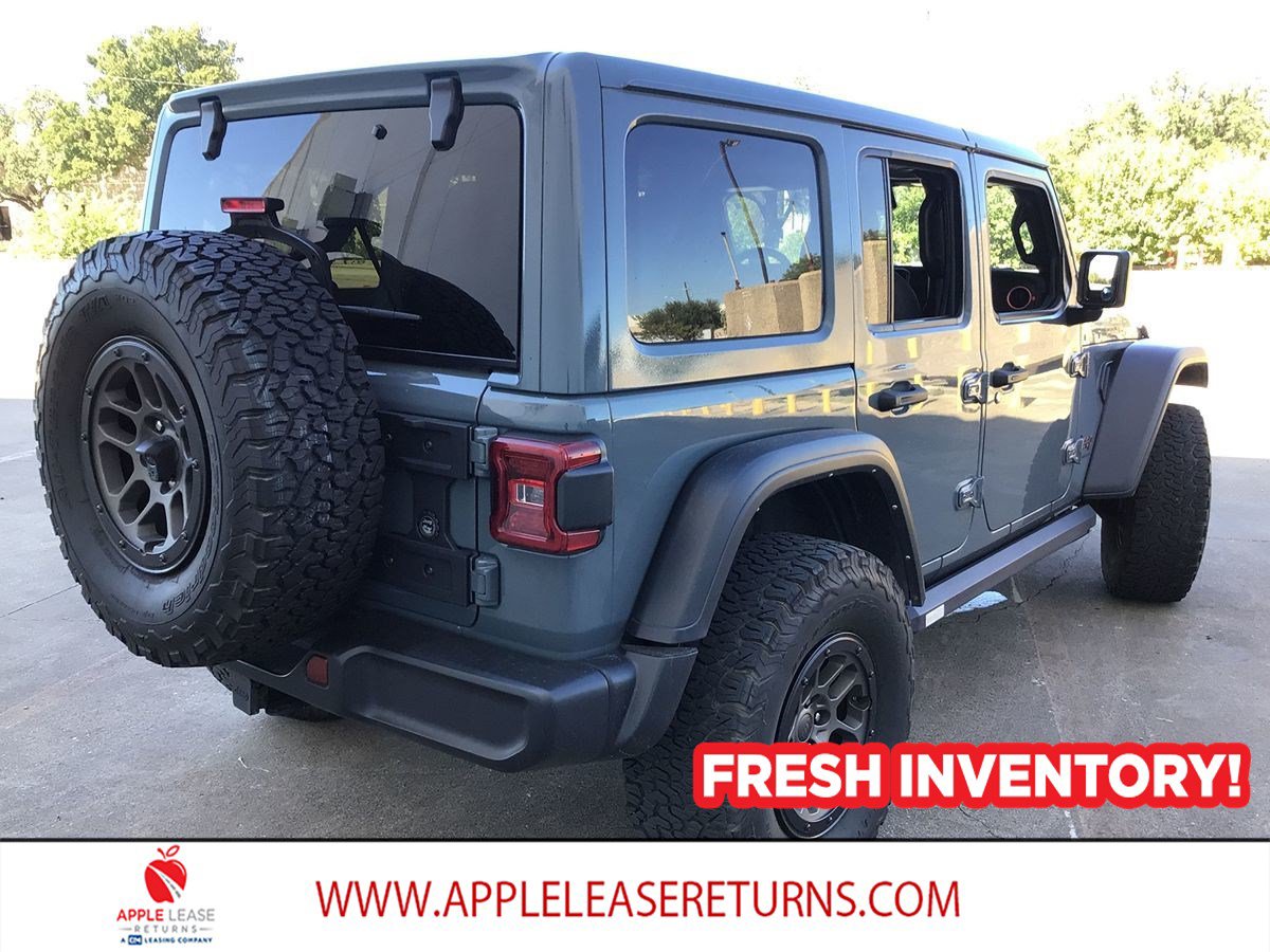 Used 2024 Jeep Wrangler Unlimited Rubicon w/ Technology Group AWD/4WD image 3