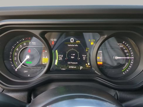 Used 2025 Jeep Wrangler Unlimited Sahara AWD/4WD image 68