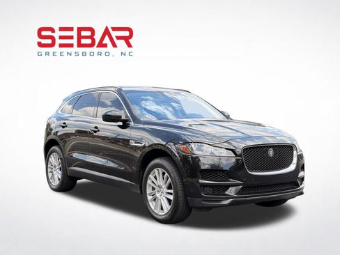 Used 2019 Jaguar F-PACE Prestige AWD/4WD image 3