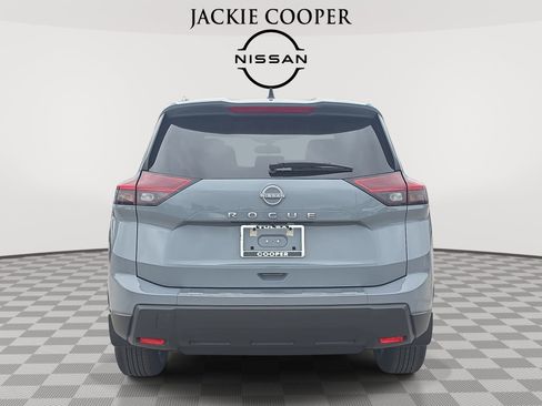 New 2026 Nissan Rogue SV w/ Cold Weather Package FWD image 6