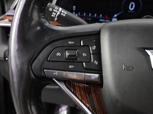Used 2022 Cadillac Escalade ESV Premium Luxury w/ Performance Package AWD/4WD image 34