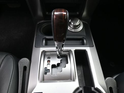 Used 2024 Toyota 4Runner Limited AWD/4WD image 28
